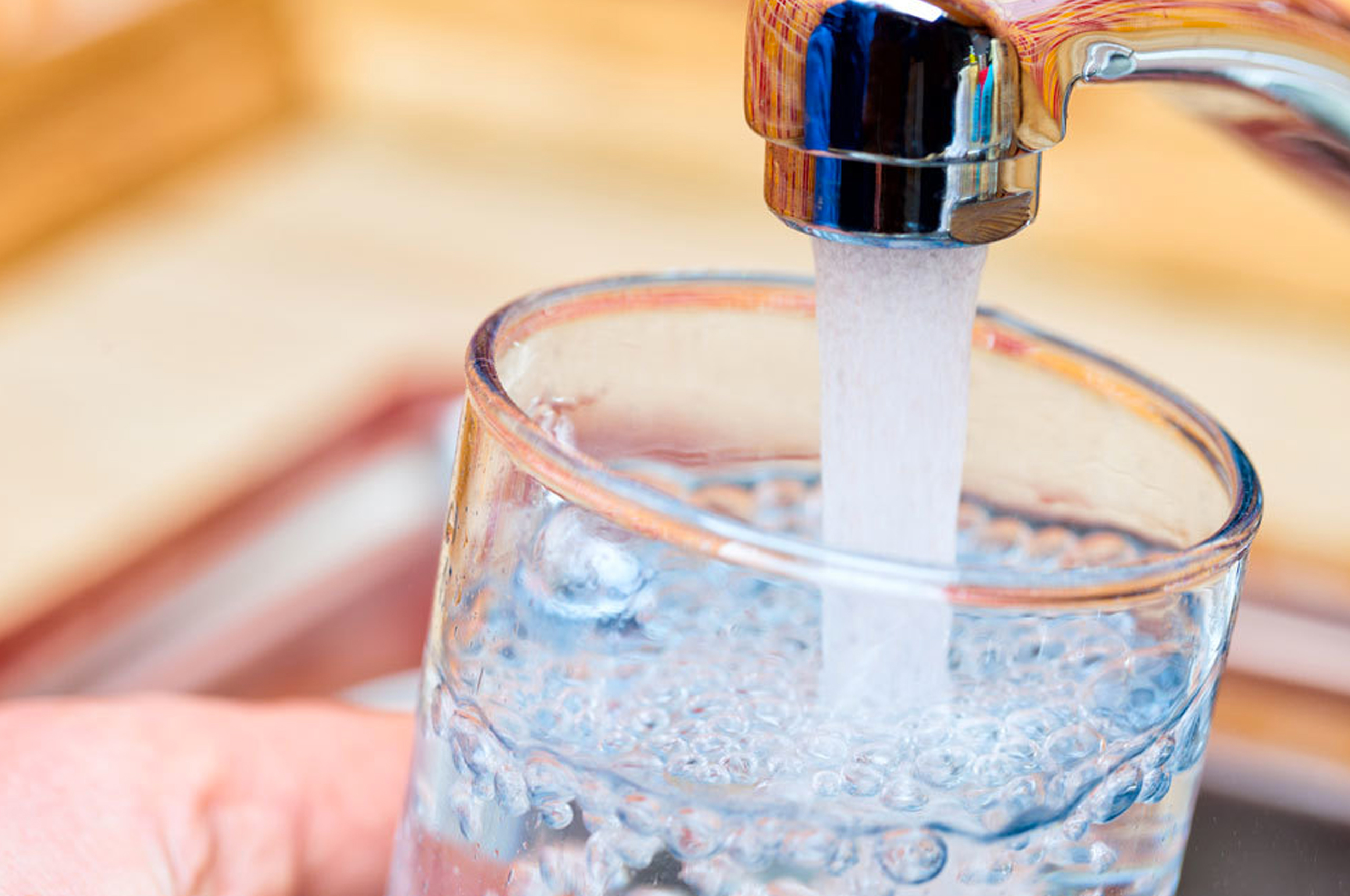 immagine rubinetto acqua